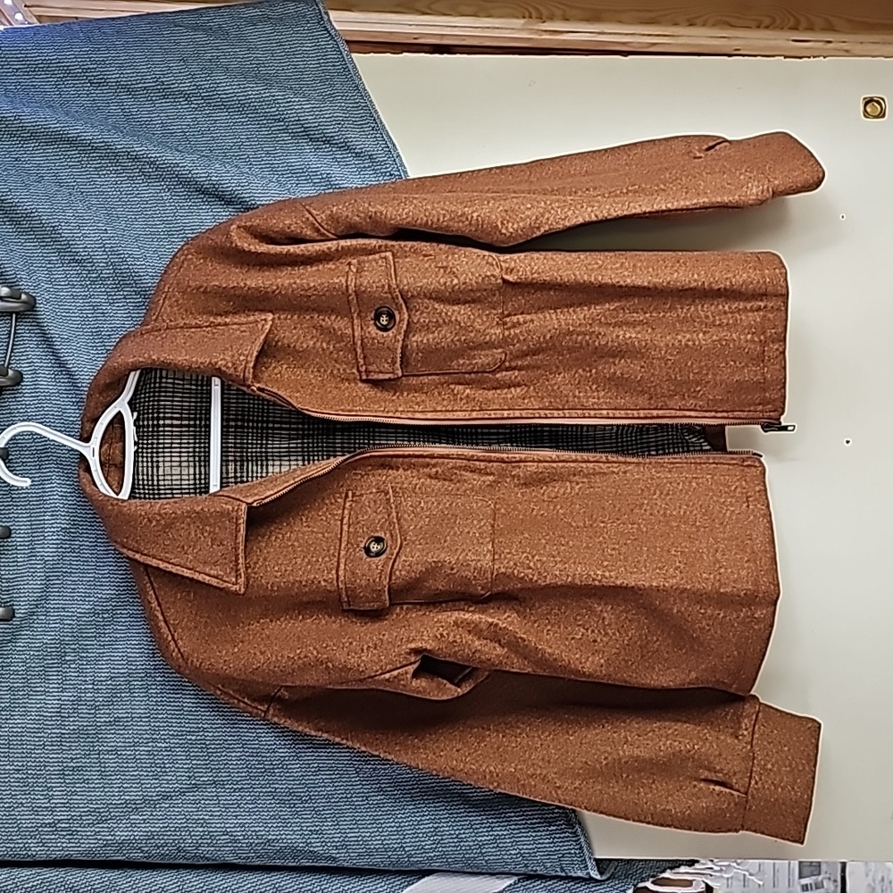 Hem & Thread Jacket Gem